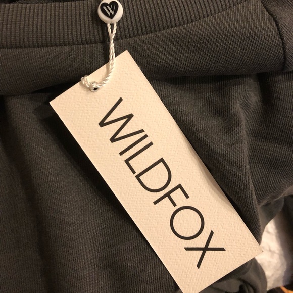 Wildfox Bombshell Sweatshirt NWT - Picture 7 of 7